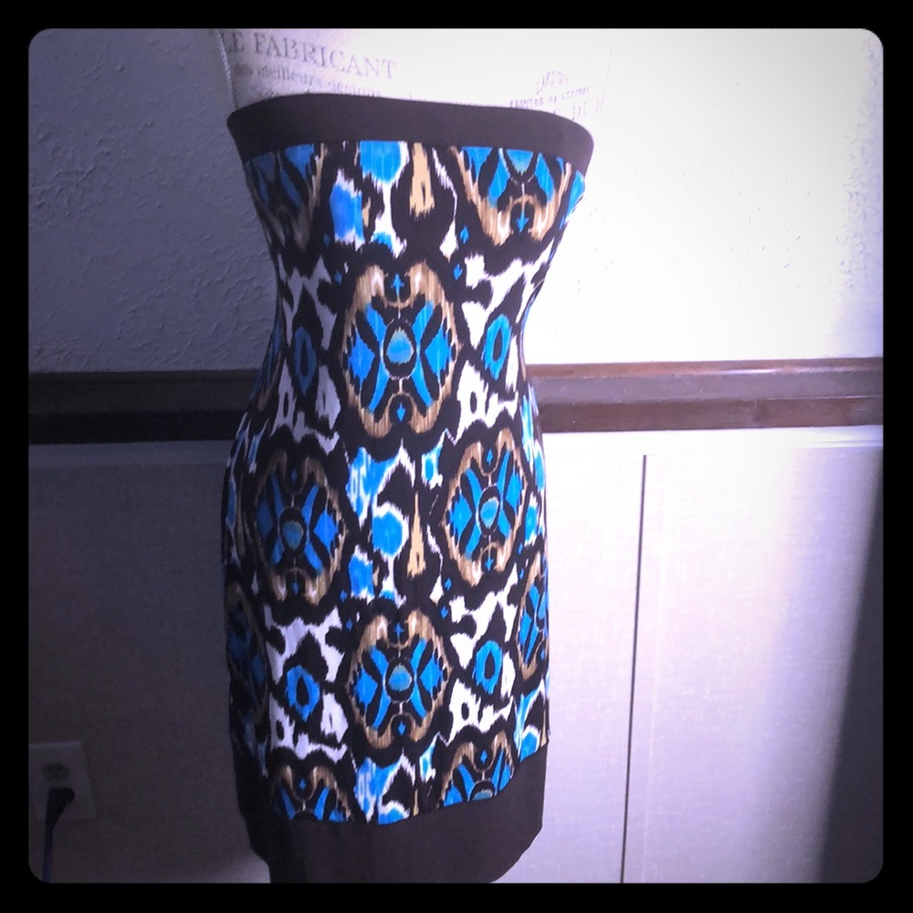 Graphic strapless dress